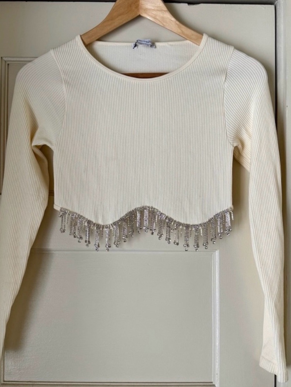 Zara Women’s Cream Beaded Hem Long-Sleeve Crop Top
